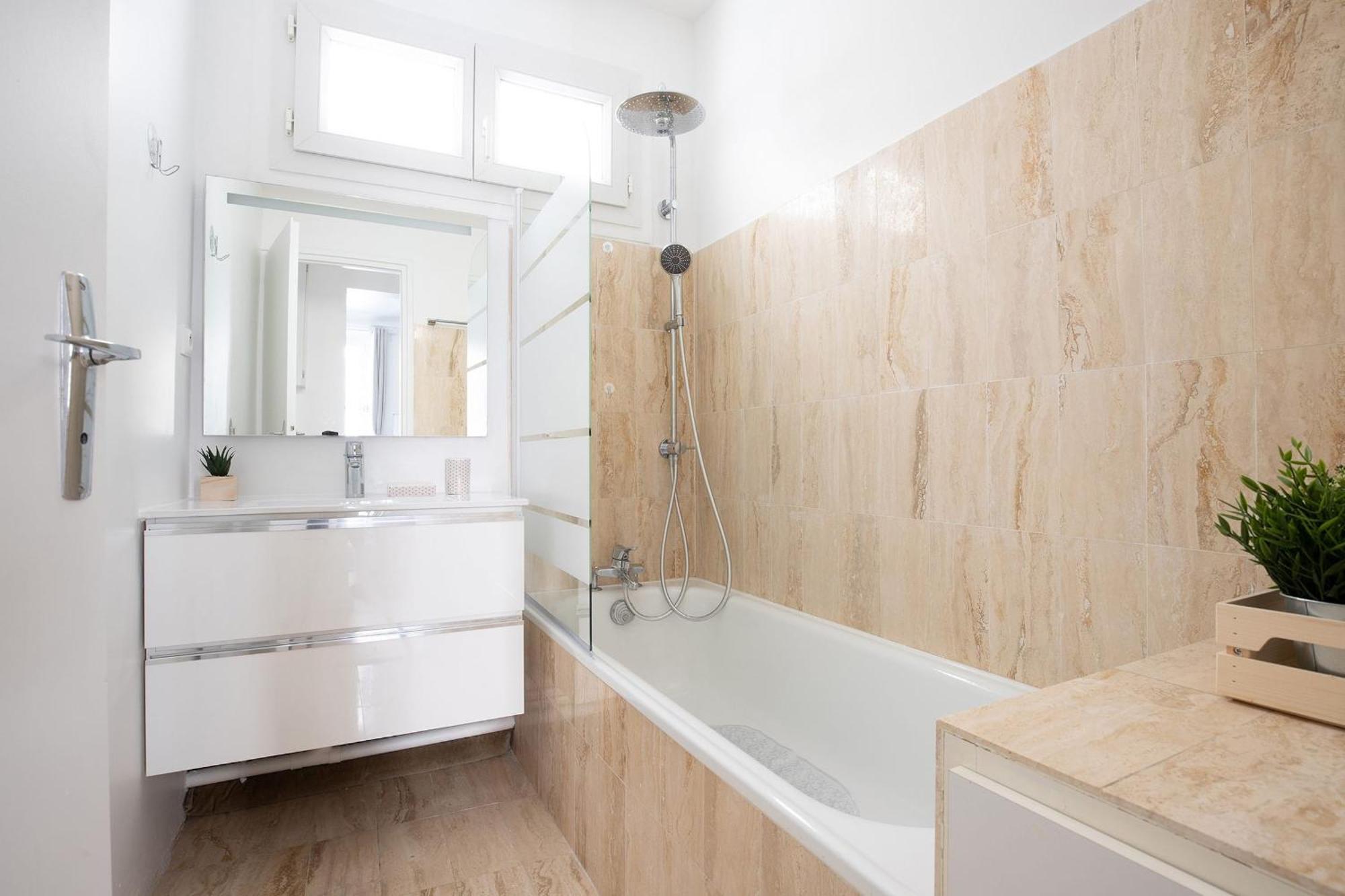 パリFlat Near Jardin Du Luxembourgアパートメント エクステリア 写真